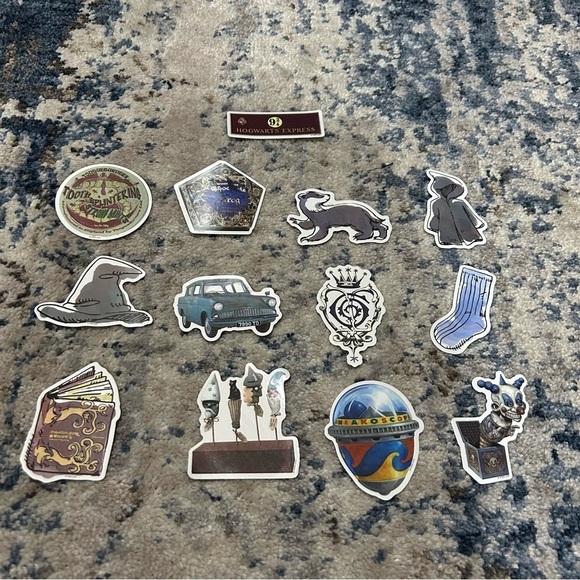 Harry Potter 13 No Repeat Stickers - Picture 1 of 7